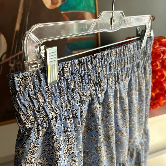 Floral Blue Skirt By Véro Véronique Cloutier Medium - Picture 9 of 15